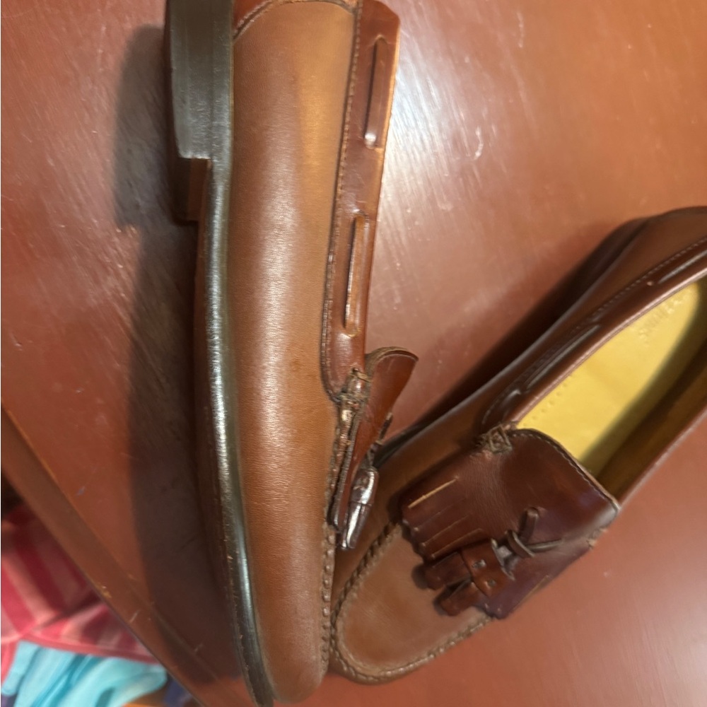 Bass Weejans Elegant Brown Leather Tassel Loafers for women
